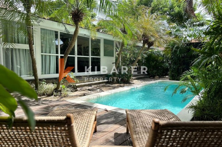 Stunning Three Bedroom Enclosed Living Joglo Villa Situated in Canggu