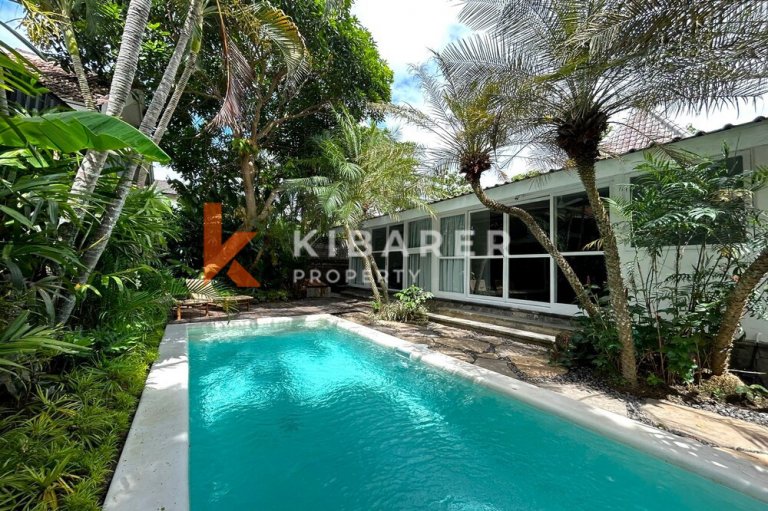 Stunning Three Bedroom Enclosed Living Joglo Villa Situated in Canggu