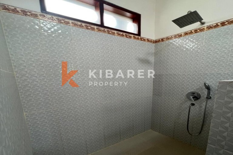 Beautiful Classic Two-Bedroom Enclosed Living Room Villa in Tegal Cupek
