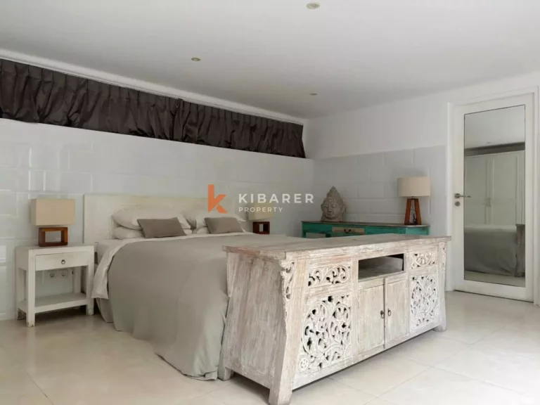 Stylish Four Bedroom Enclosed Living Villa Perfect for Family Living in Berawa