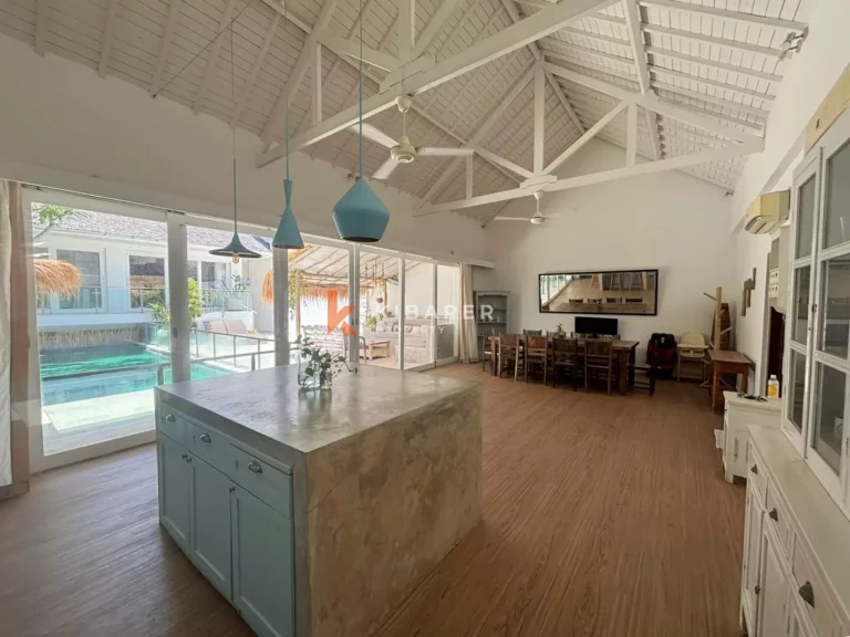 Stylish Four Bedroom Enclosed Living Villa Perfect for Family Living in Berawa