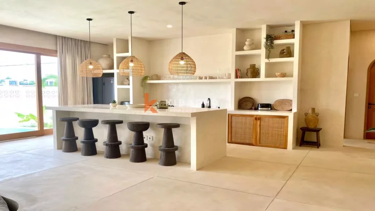 Elegant Mediterranean-Style Four-Bedroom Villa in Pererenan