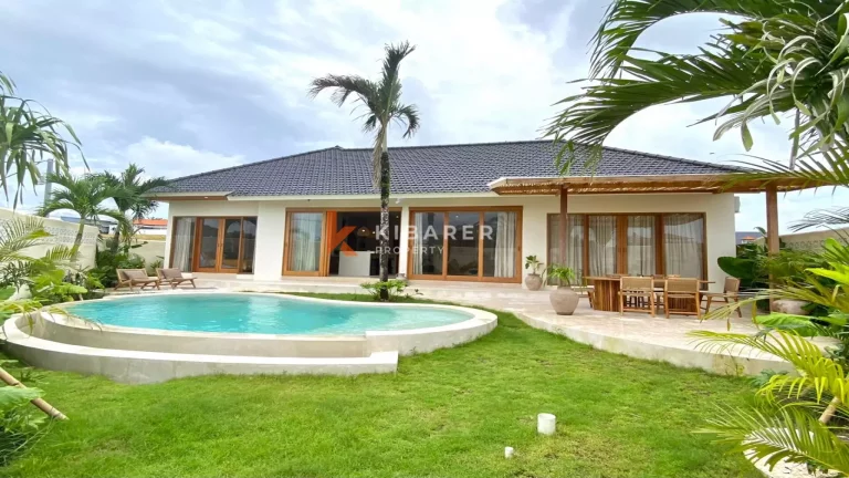 Elegant Mediterranean-Style Four-Bedroom Villa in Pererenan
