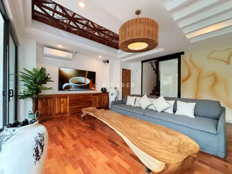 Opulent Five Bedroom Villa in Petitenget with Luxurious Enclosed Living Spaces