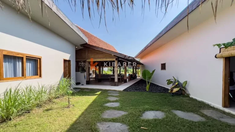 Tropical Paradise Three-Bedroom Villa Five-Minutes from Kedungu Beach