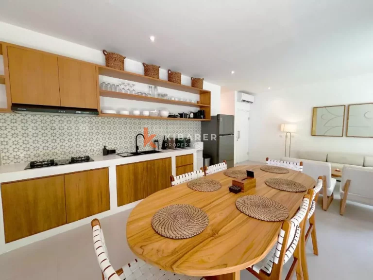 Chic Compact Three bedroom villa in the one gate complex in Cemagi