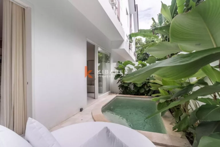 Chic Compact Three bedroom villa in the one gate complex in Cemagi