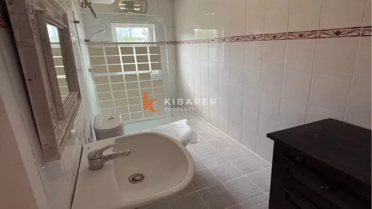 Stylish Three-Bedroom Pool Villa for Rent in Prime Berawa Location