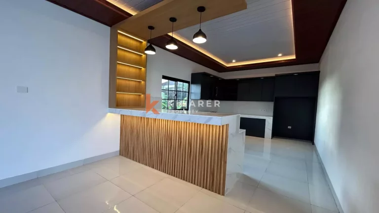 Vila Dua Kamar Tidur Menawan Tanpa Perabotan dengan Kolam Renang Pribadi di Padonan