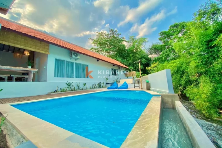 River View Three-Bedrooms Open Living in Canggu