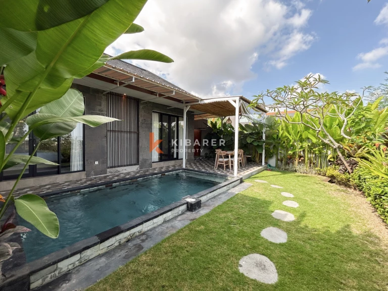 Charming Two-Bedroom Villa in Canggu – Tropical Modern Design