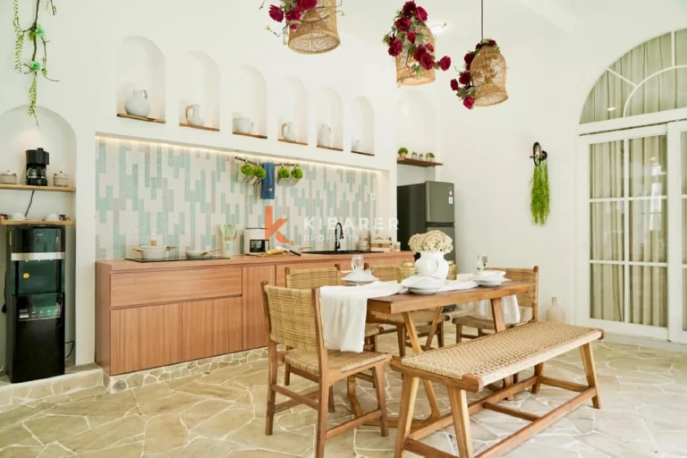 Vila Dua Kamar Tidur Bergaya Boho Mediterania Dekat Pantai Balangan & Dreamland