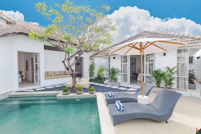 Villa de trois chambres à coucher en bail emphytéotique, située en plein centre de Seminyak–Legian