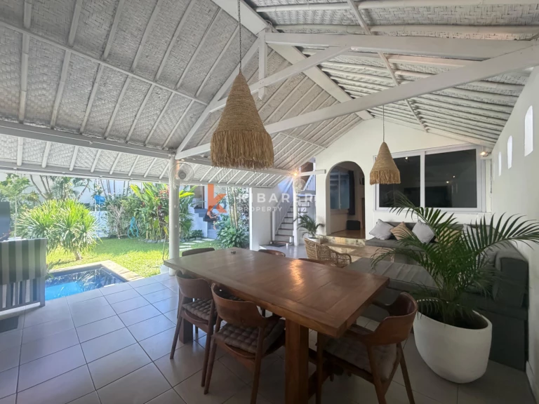 Charming Family Villa Three-Bedrooms in a Quiet and Secure Umalas Lane