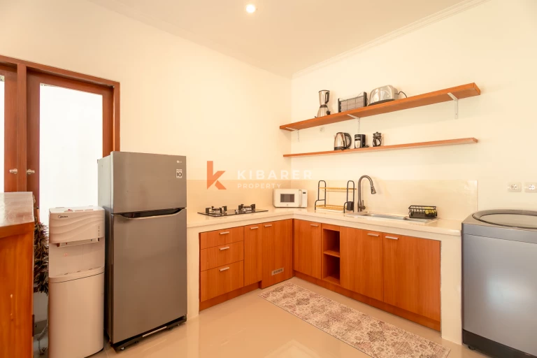 Elegant Fresh Four Bedroom Villa with Tropical Charm in Ungasan