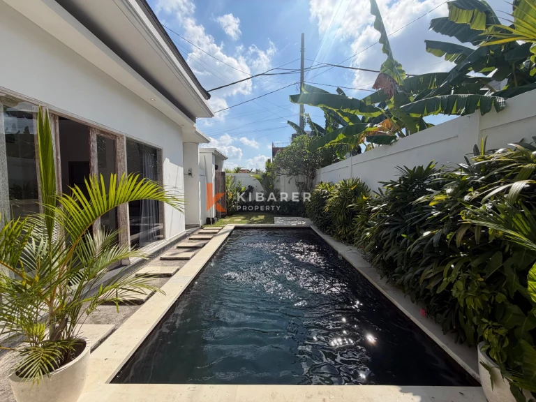 Villa Sederhana Dua Kamar Tidur di Tumbak Bayuh Dekat Pantai Pererenan