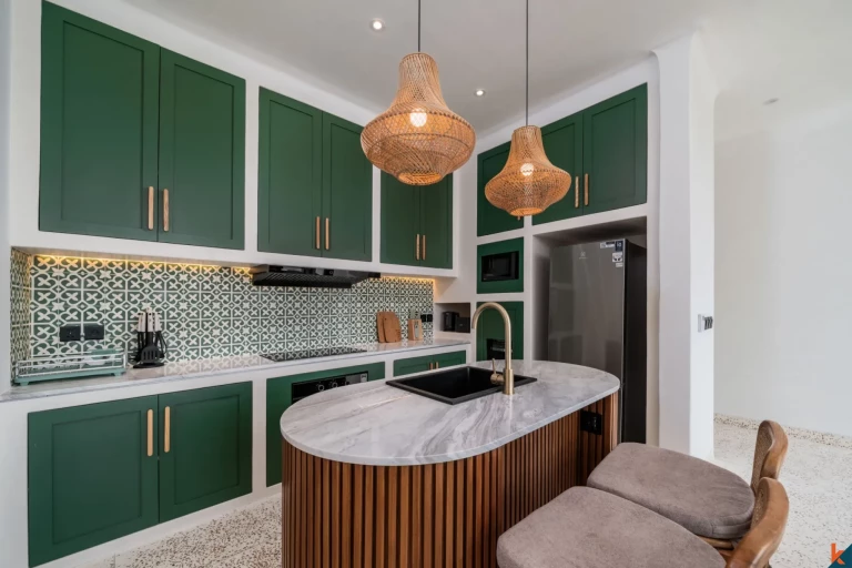 New High Quality Three Bedroom Leasehold Villa in Tibubeneng