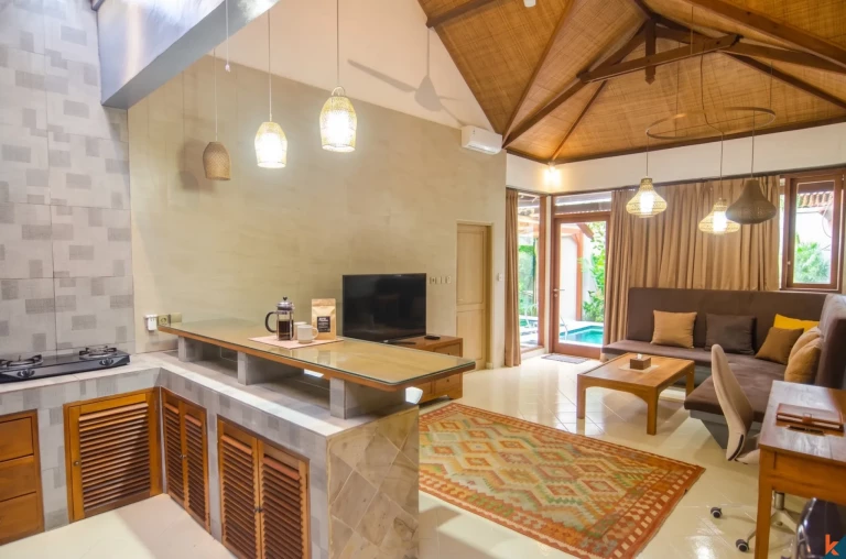 Cozy One Bedroom Leasehold Villa Walking Distance to the Beach in Legian