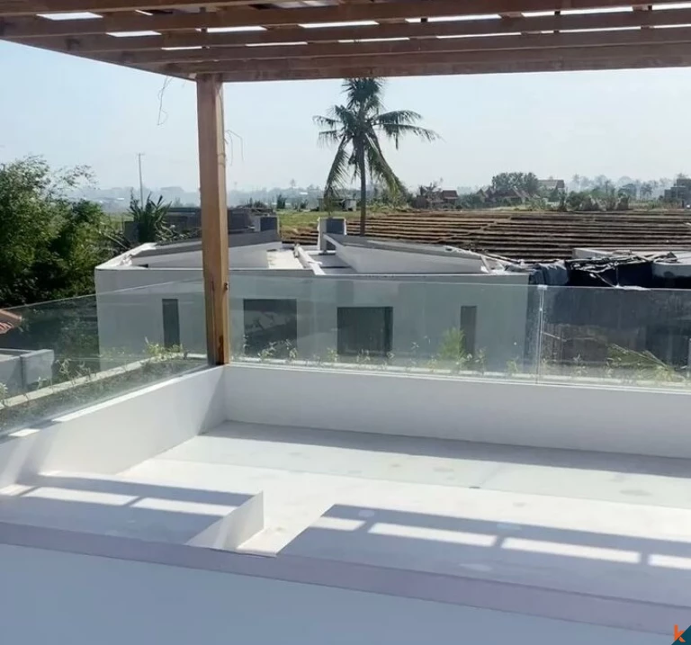 Spacious Luxury Three Bedroom Villa with Tropical Ambience in Pererenan