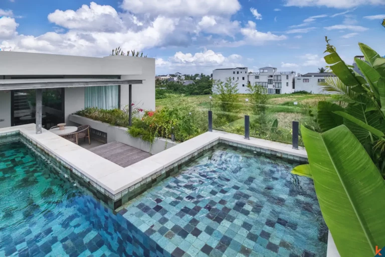 Gorgeous three bedroom leasehold property 300 meters from Lima Beach Pererenan