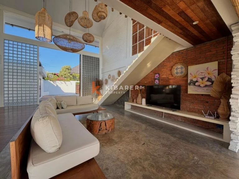 Beautiful Four Bedroom Villa with Paddy and River View in Canggu