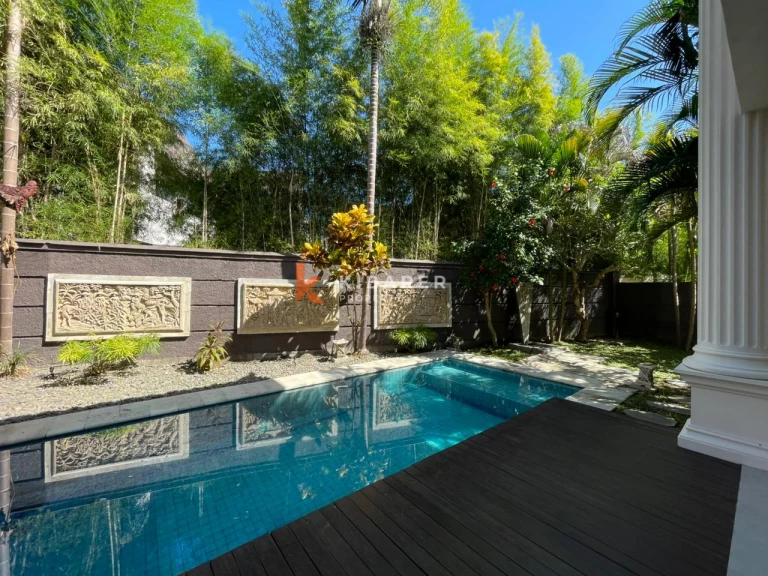 Elegant Four-Bedroom Stylish Villa in the Heart of Prime Pererenan