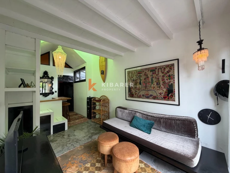 Artictic Contemporer One-Bedroom Loft Plus Additional Room Situated in Berawa