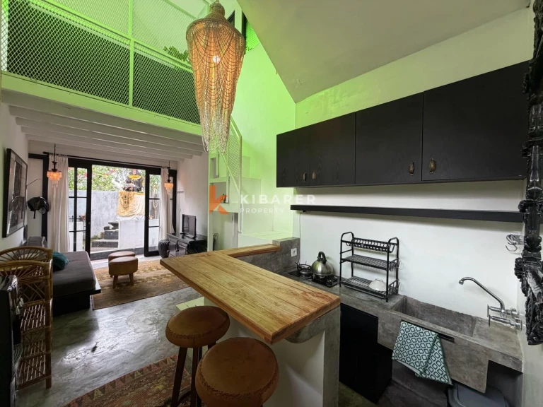 Artictic Contemporer One-Bedroom Loft Plus Additional Room Situated in Berawa