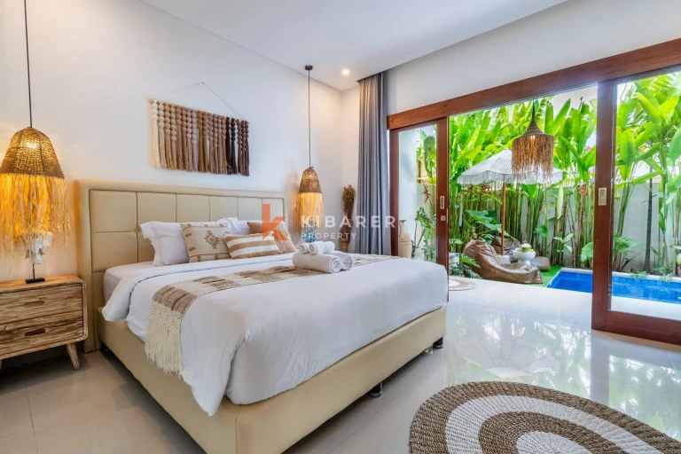 Boho-Chic Four-Bedrooms Enclosed Living Villa Steps from Echo Beach Canggu