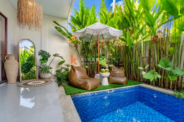 Boho-Chic Four-Bedrooms Enclosed Living Villa Steps from Echo Beach Canggu