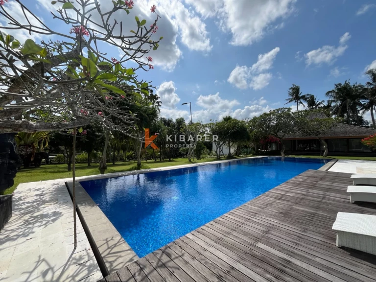 Luxury Three-Bedroom Sanctuary Estate in Kedungu Next to Mother Nature