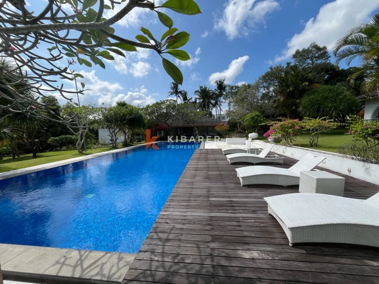 Luxury Three-Bedroom Sanctuary Estate in Kedungu Next to Mother Nature