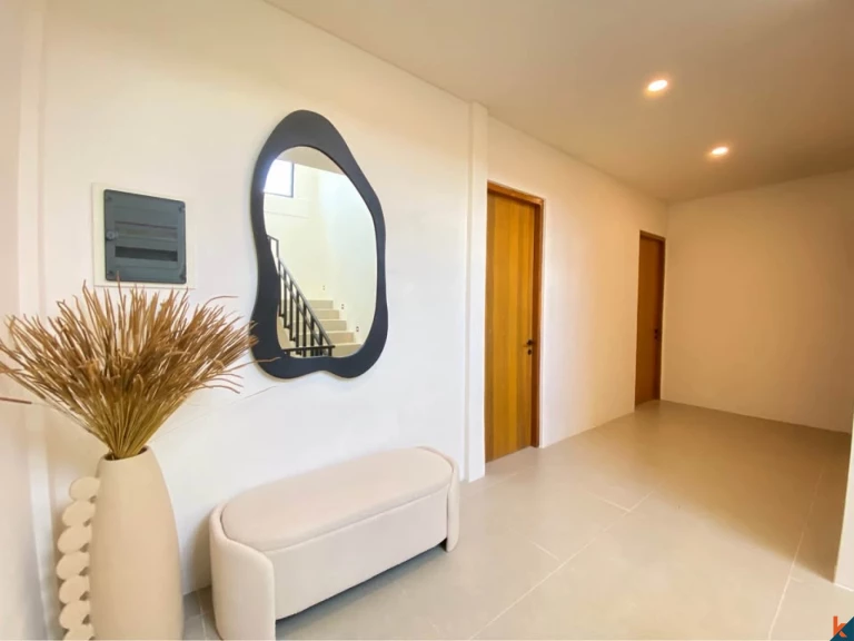 Vila sewa empat kamar tidur baru yang dekat dengan pantai