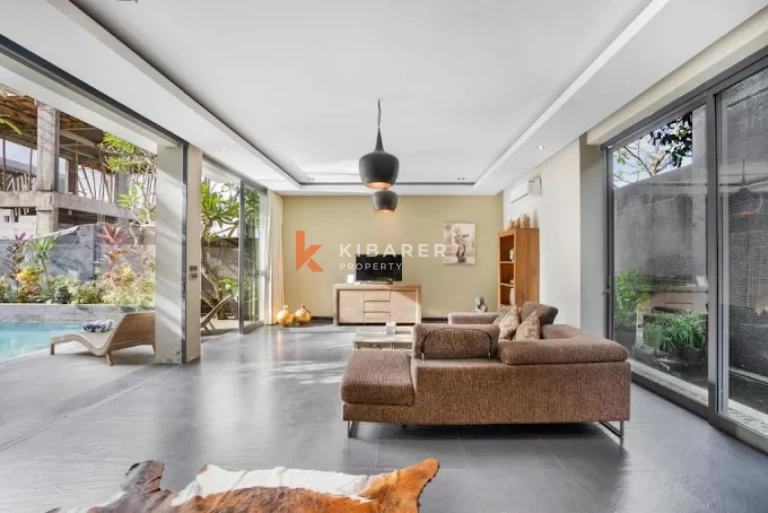 Classic Luxury Four-Bedroom Villa in Tumbak Bayuh