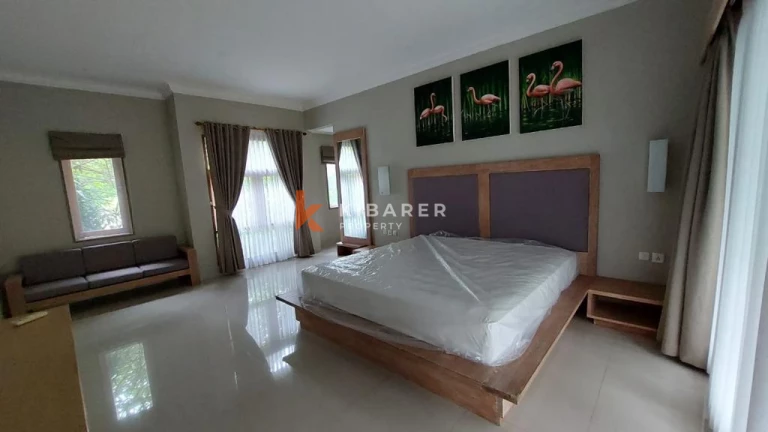 Elegant Four-Bedroom Villa in Golf Court Side Pecatu Prestigious South Bali
