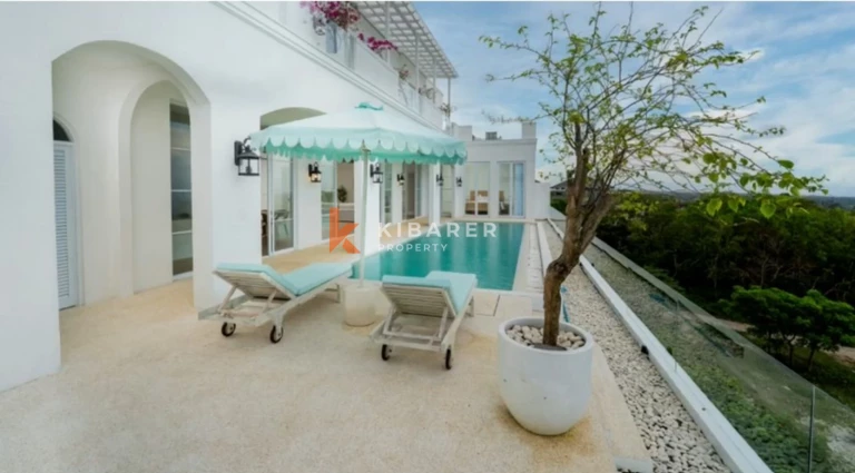 Modern Coastal Four Bedroom Villa with Rooftop and Ocean Panorama in Ungasan