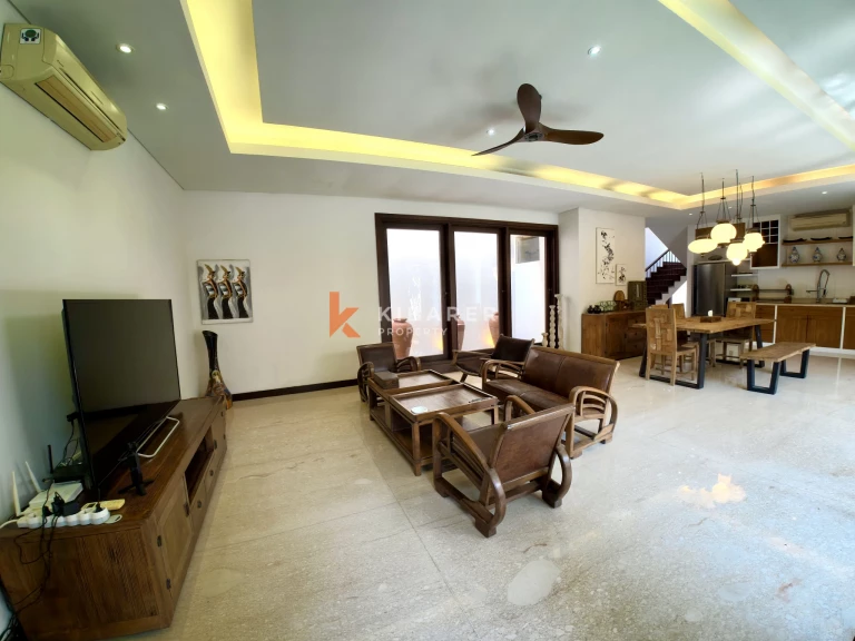 Cozy Three bedrooms Enclosed Living Villa in Mertanadi-Seminyak
