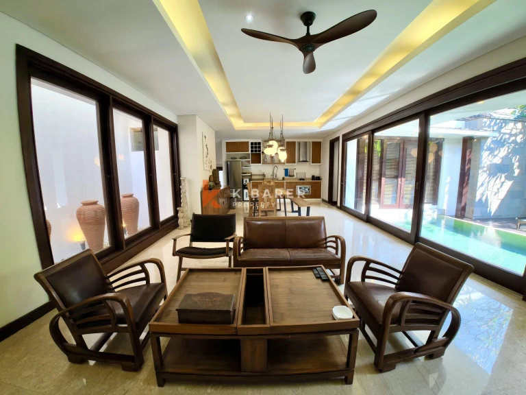 Cozy Three bedrooms Enclosed Living Villa in Mertanadi-Seminyak