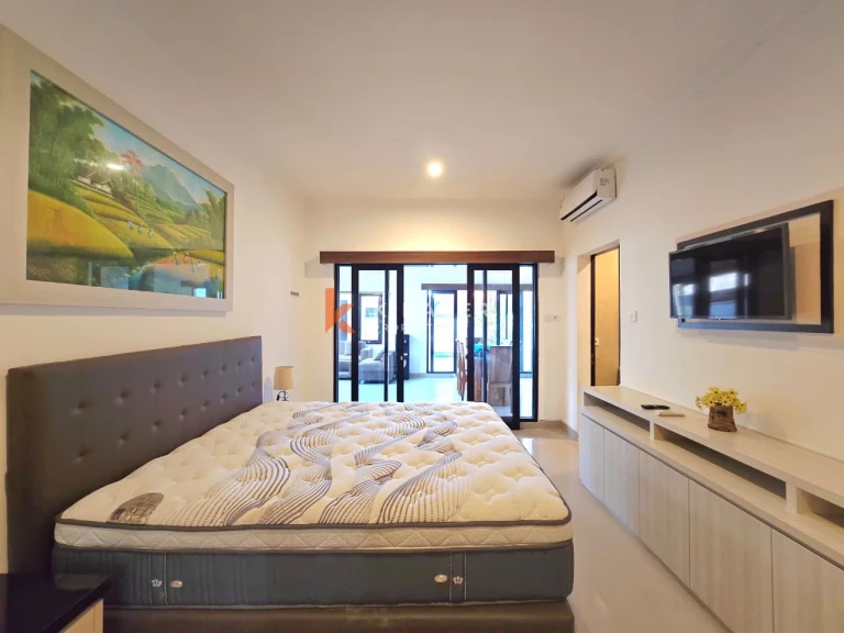 Comfortable Full Facilities Three-Bedrooms Villa in Umalas