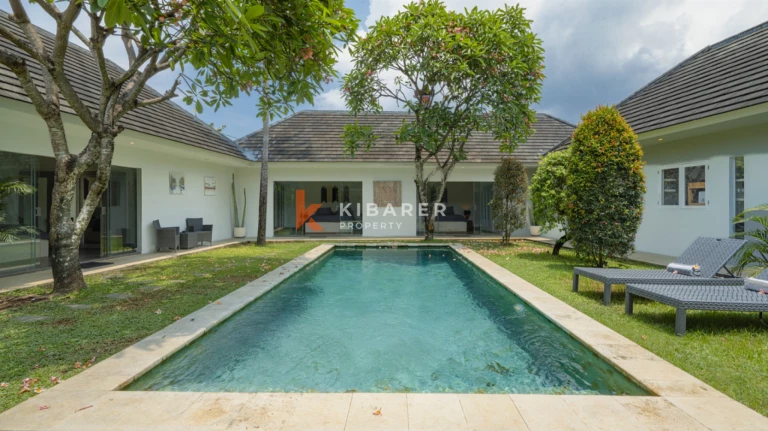 Cozy Three-Bedroom Tropical Open Living Villa with Garden and Pool in Seminyak