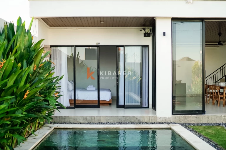 Charming Three-Bedroom Villa with Enclosed Living Situated in Seseh