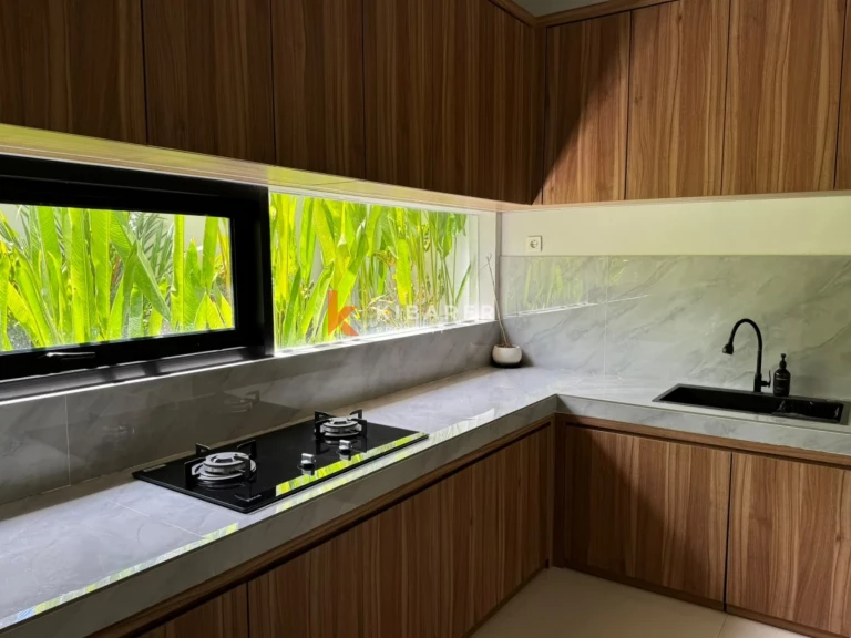 Modern Smart Three-Bedrooms Enclosed Living Villa in Tumbak Bayuh