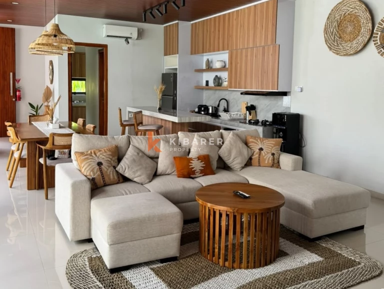 Modern Smart Three-Bedrooms Enclosed Living Villa in Tumbak Bayuh
