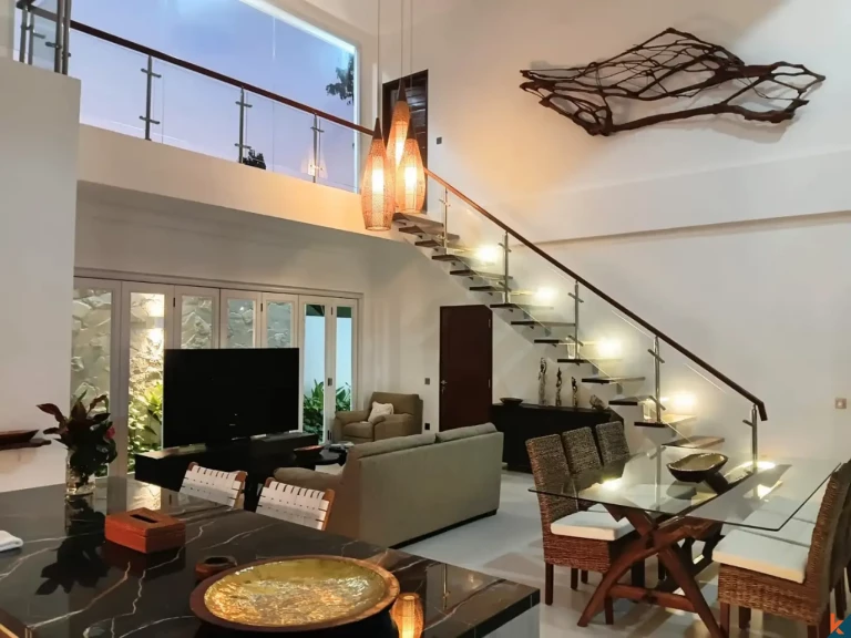 Villa neuve de deux chambres aux normes occidentales, en bail emphytéotique, à Ubud - Singakerta