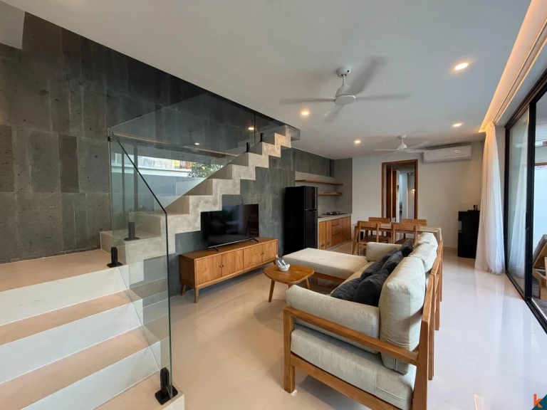 Modern Comfort Two-Bedrooms Enclosed Villa in Peaceful Padonan-Dalung Area