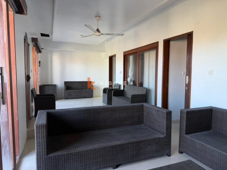 Villa traditionnelle de trois chambres au charme intemporel à Seminyak