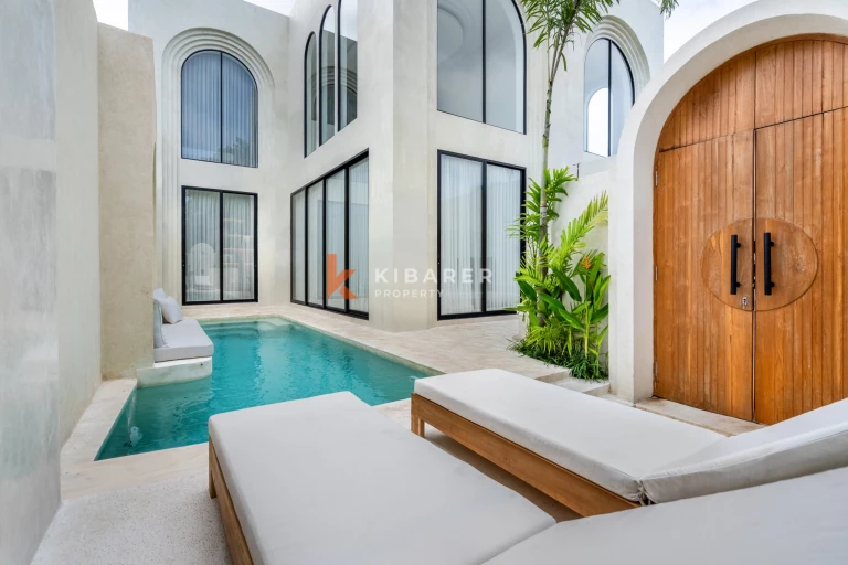 Elegant Family Four-Bedrooms Villa with Dual Kitchens in Ungasan