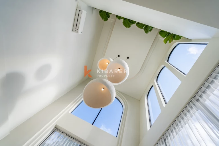 Elegant Family Four-Bedrooms Villa with Dual Kitchens in Ungasan