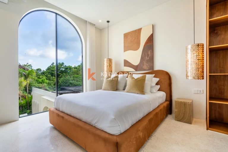 Elegant Family Four-Bedrooms Villa with Dual Kitchens in Ungasan