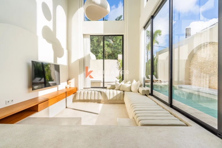 Elegant Family Four-Bedrooms Villa with Dual Kitchens in Ungasan